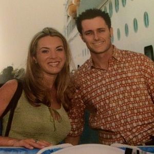 Meet your Posher, Shea